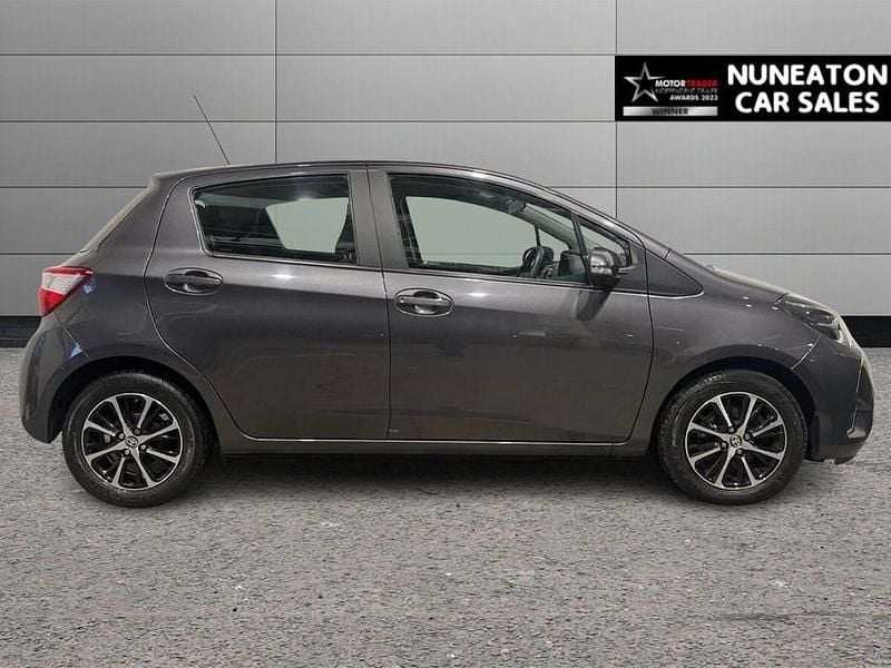 Used Toyota Yaris 111 HP (81 kW) 2019 Grey Hatchback