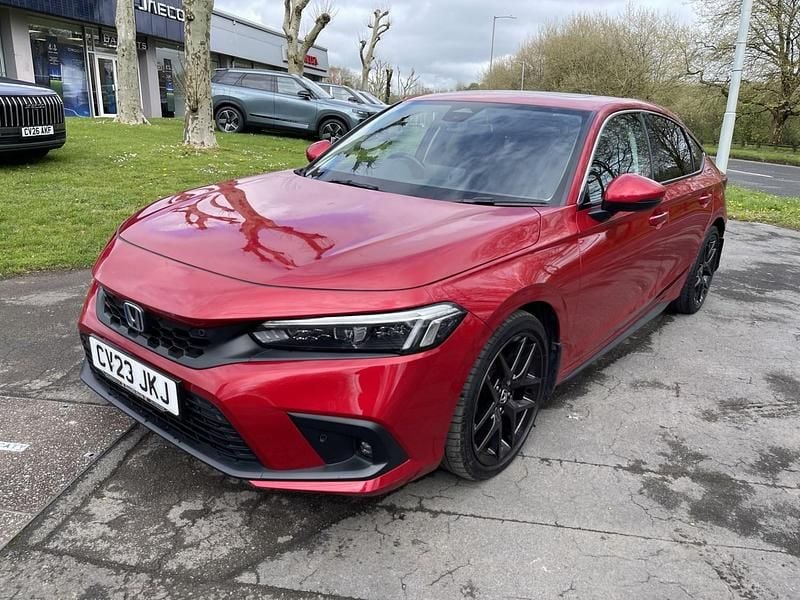 Used Honda Civic Advance 2023 Red Hatchback