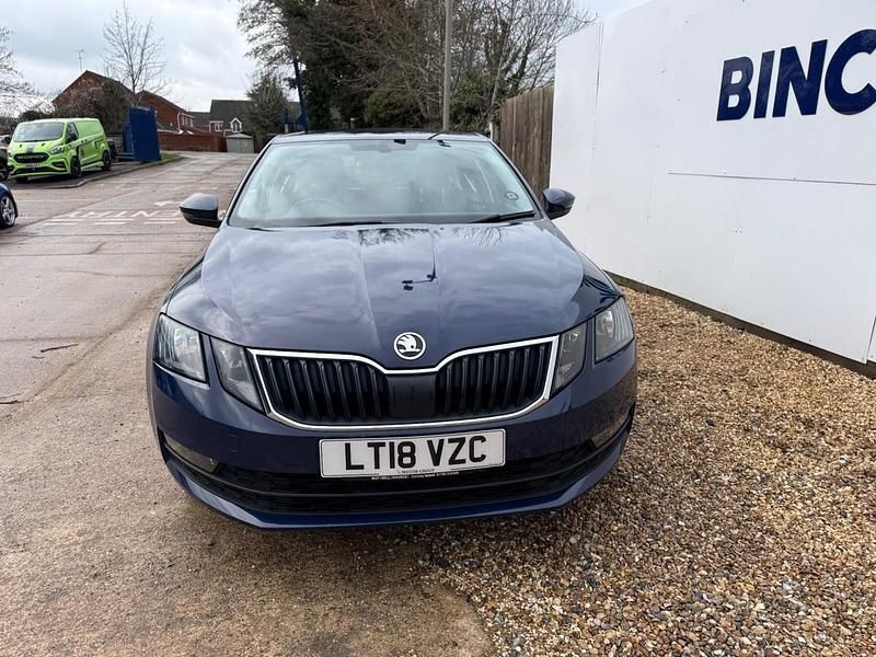Used Skoda Octavia SE Technology 150 HP (110 kW) 2018 Blue Hatchback