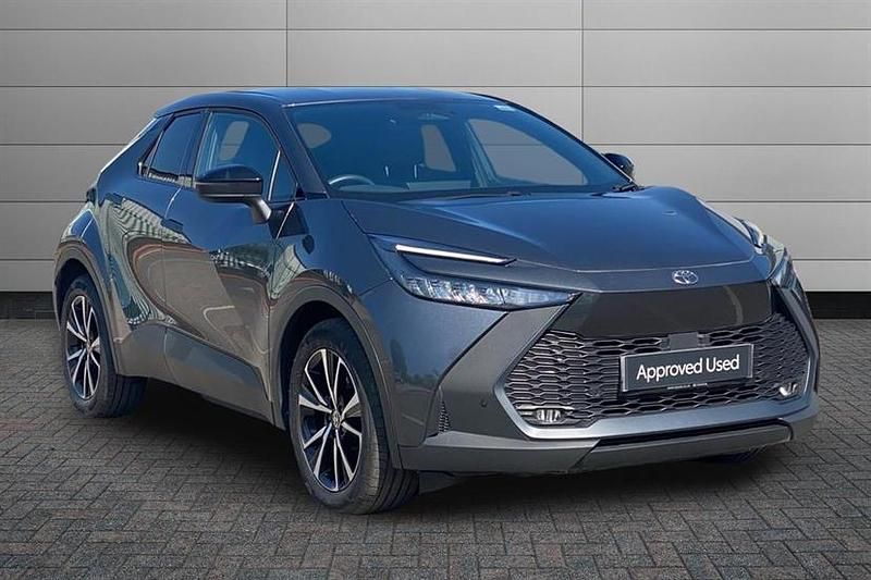 Second-hand Toyota C-HR Design 223 CP (164 kW) 2024 Gri SUV