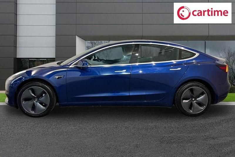 Used Tesla Model 3 Standard Range 239 kW (325 HP) 2019 Blue Sedan