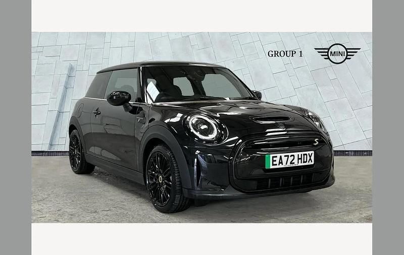 Black Used 2022 Mini Cooper S Level 2 Hatchback | £16,495 (A bit pricey) - Image 1/4
