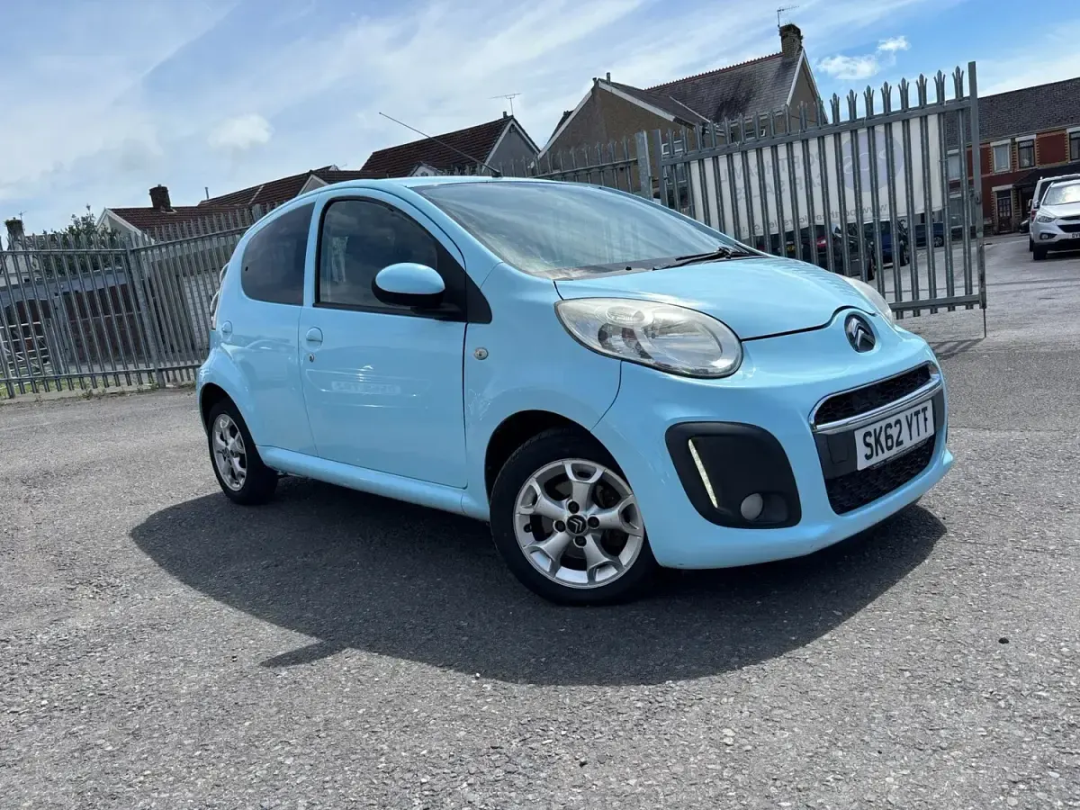 Used Citroën C1 VTR Sport 68 HP (50 kW) 2012 Blue Hatchback