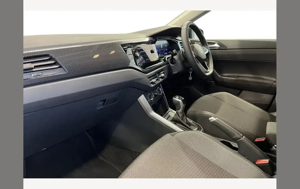 New VW Polo Match 95 HP (69 kW) 2025 Black Hatchback