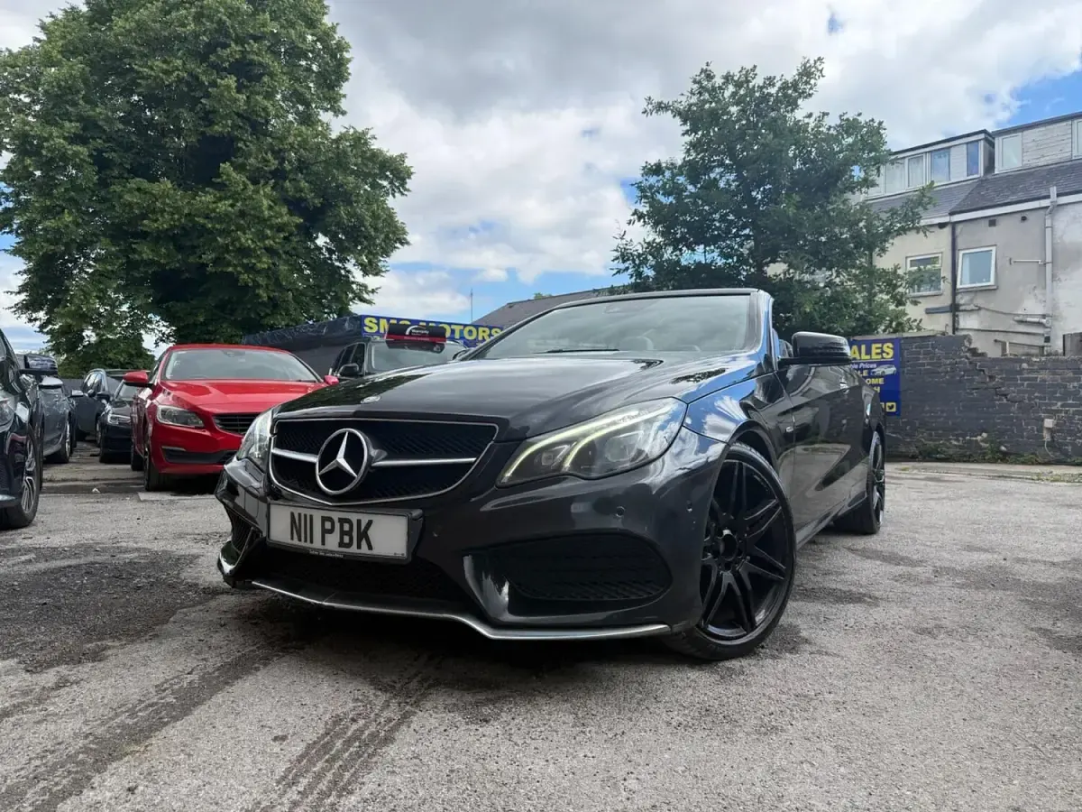 Used Mercedes E220 AMG line 174 HP (127 kW) 2016 Black Cabriolet
