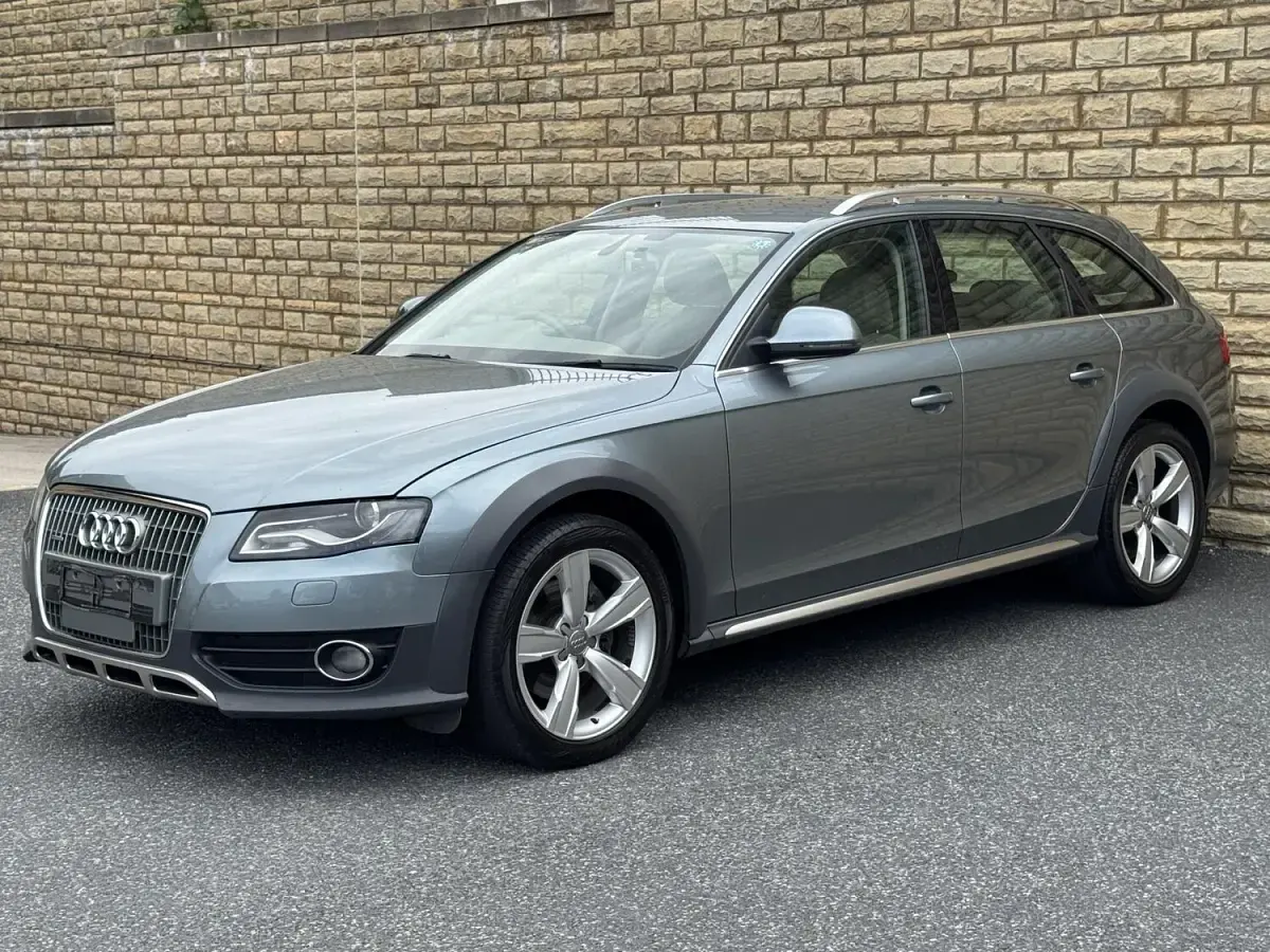 Used Audi A4 Allroad Comfort 2014 Silver Estate
