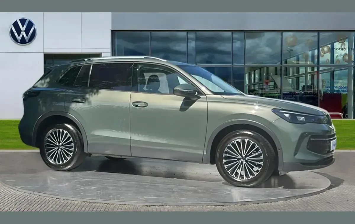 Used VW Tiguan Match 147 HP (108 kW) 2025 Green SUV