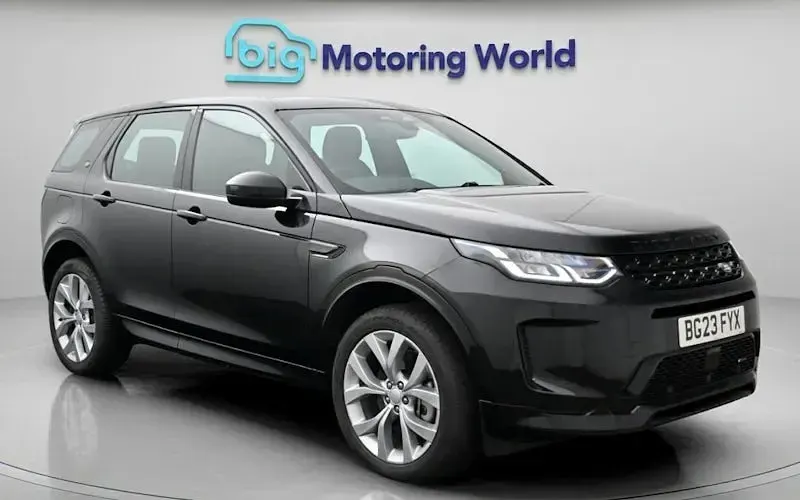 Begagnad Land Rover Discovery Sport Urban Edition 309 HK (227 kW) 2023 SUV