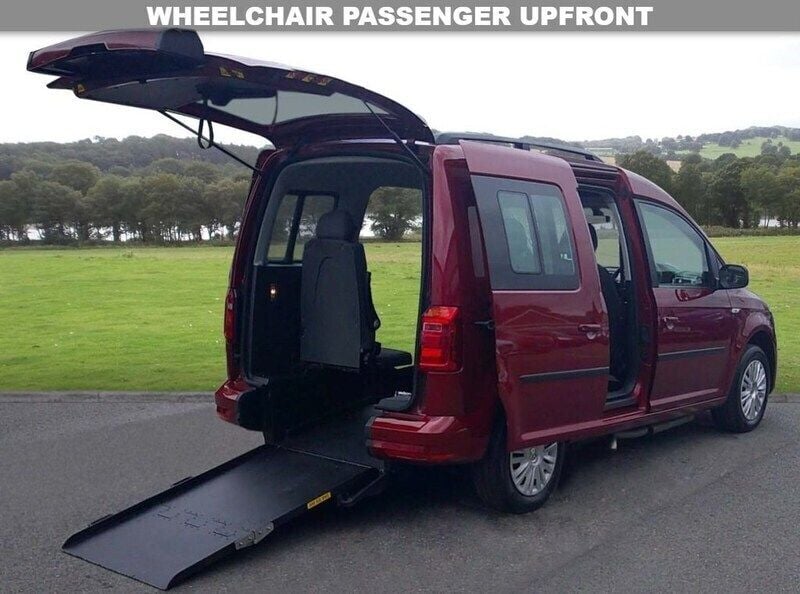 Red Used 2019 VW Caddy Maxi Life Life MPV | £13,999 (Good price) - Image 1/4