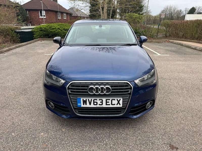 Begagnad Audi A1 Sport 2013 Blå Halvkombi