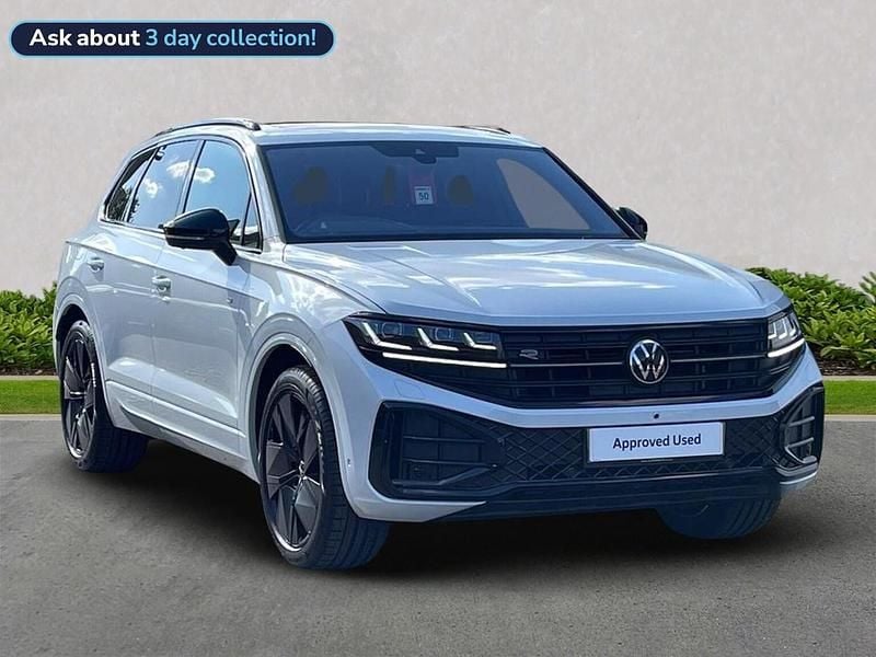 White Used 2025 VW Touareg Black Edition SUV | £64,770 - Image 1/4