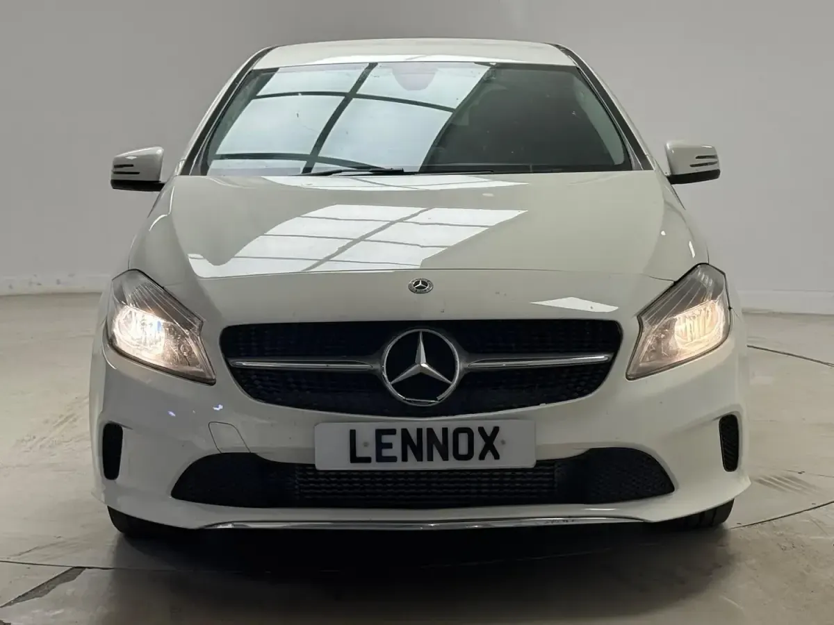 Used Mercedes A180 2018 White Hatchback