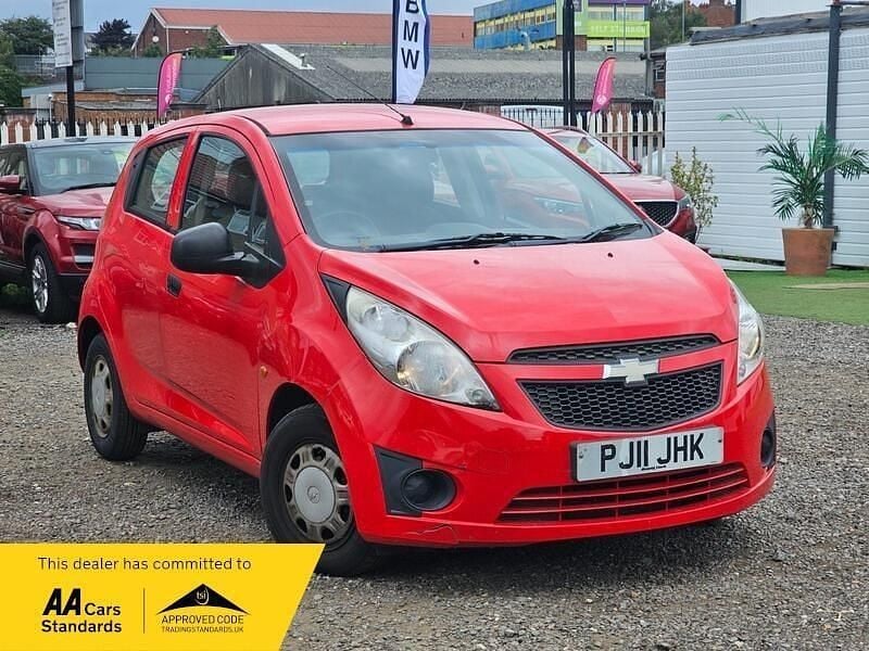 Red Used 2011 Chevrolet Spark Hatchback | £1,490 - Image 1/4
