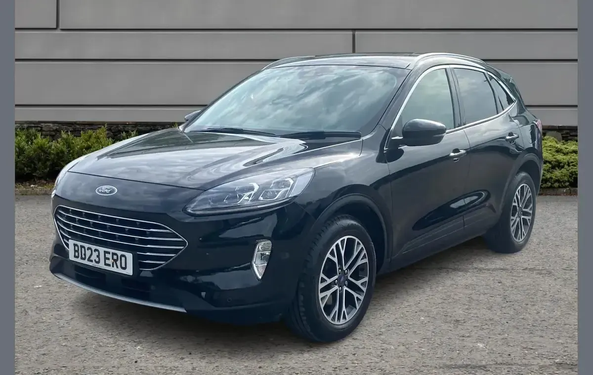Used Ford Kuga Titanium 147 HP (108 kW) 2023 Black SUV