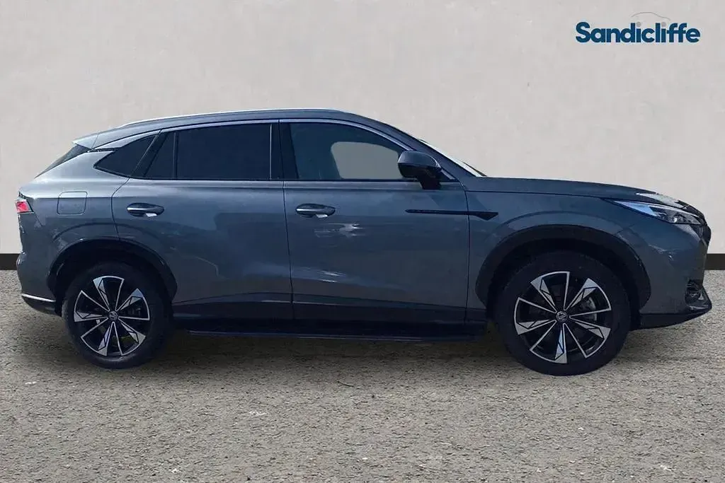 Used MG HS Trophy 299 HP (219 kW) 2025 Metallic  hampstead grey SUV