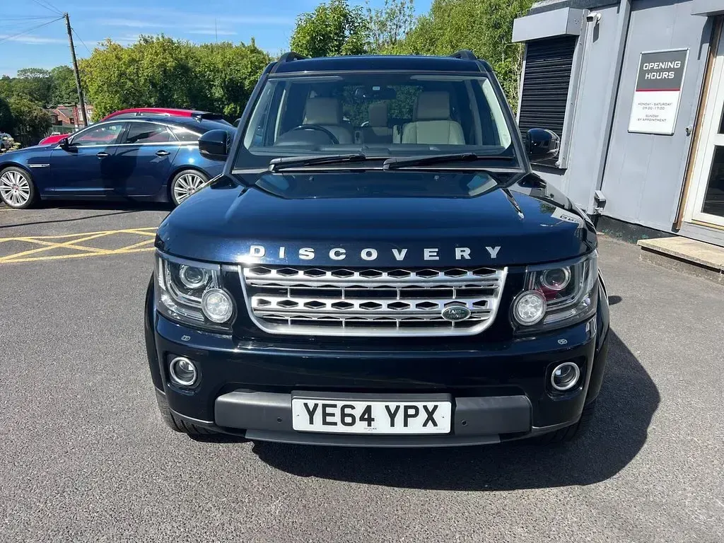 Used Land Rover Discovery HSE Luxury 251 HP (184 kW) 2014 Black SUV