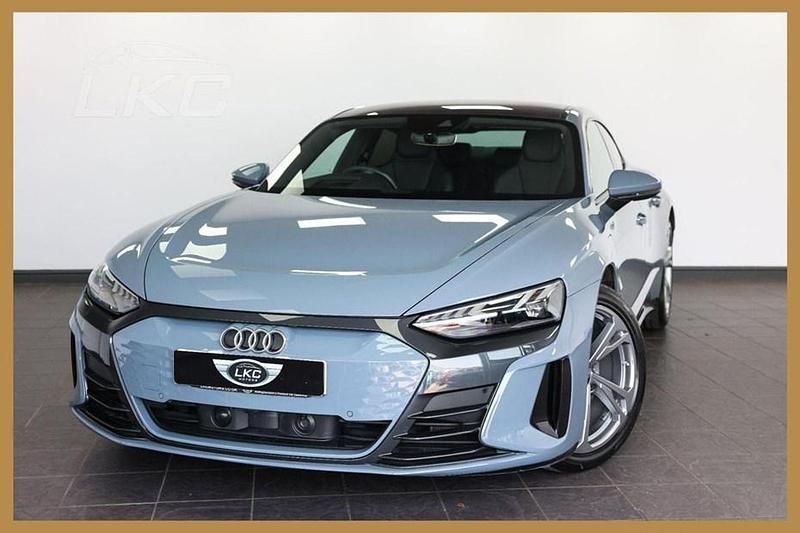 Used 2022 Audi e-tron GT quattro Comfort Sedan | £39,990 (Super price) - Image 1/1