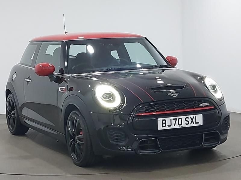 Used Mini John Cooper Works Comfort 231 HP (169 kW) 2020 Black Hatchback