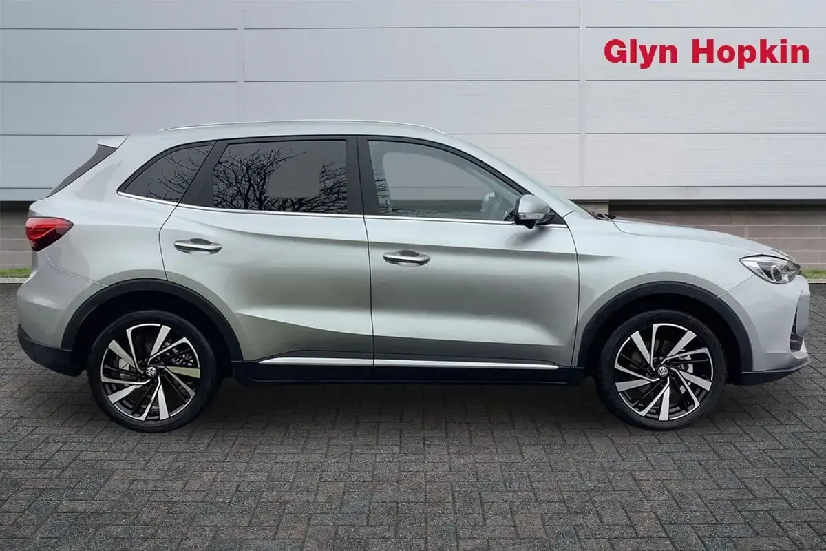 Usado MG ZS Trophy 2025 Prateado Citadino