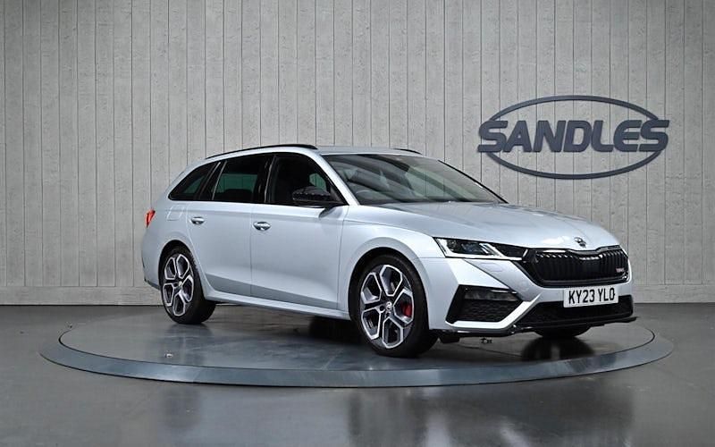 Used Skoda Octavia vRS 245 HP (180 kW) 2023 Silver Estate