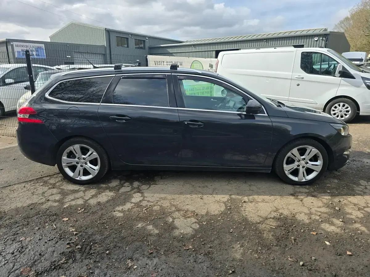 Used Peugeot 308 Allure 2015 Grey Estate