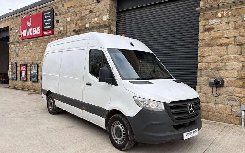 Used Mercedes Sprinter Progressive 170 HP (125 kW) 2023 Van