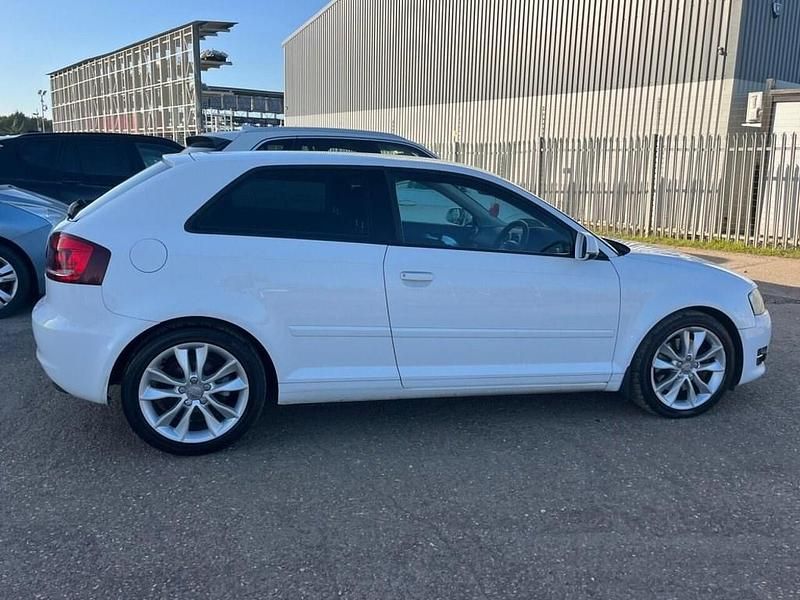 Used Audi A3 Sport 2011 White Hatchback