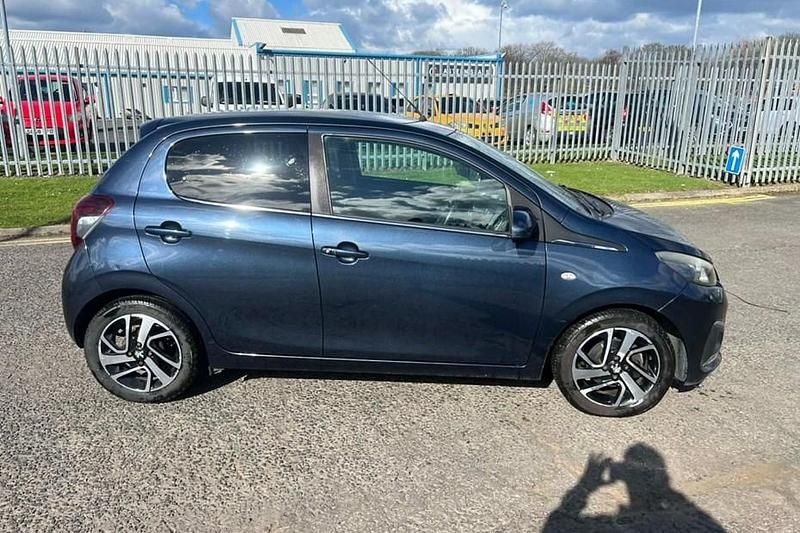 Used Peugeot 108 Allure 82 HP (60 kW) 2016 Blue Hatchback