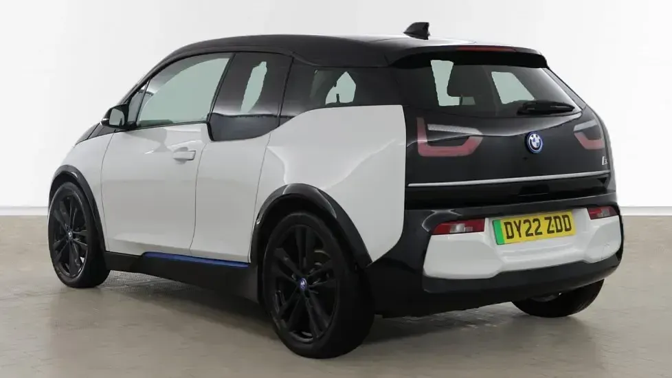 Used BMW i3 Comfort Edition 133 kW (181 HP) 2022 White Hatchback
