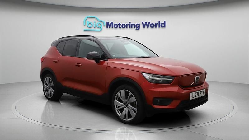Used 2021 Volvo XC40 Plus SUV | £22,900 (Fair price) - Image 1/4