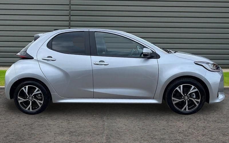 Used Toyota Yaris Hybrid Design 116 HP (85 kW) 2026 Hatchback