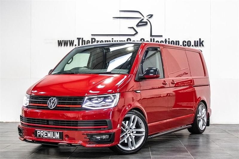 Used VW Transporter Edition 2019 Red Van