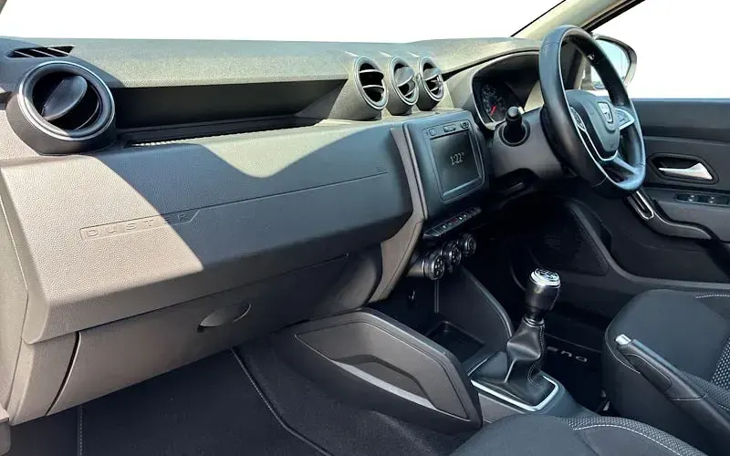 Used Dacia Duster Comfort 101 HP (74 kW) 2020 White SUV