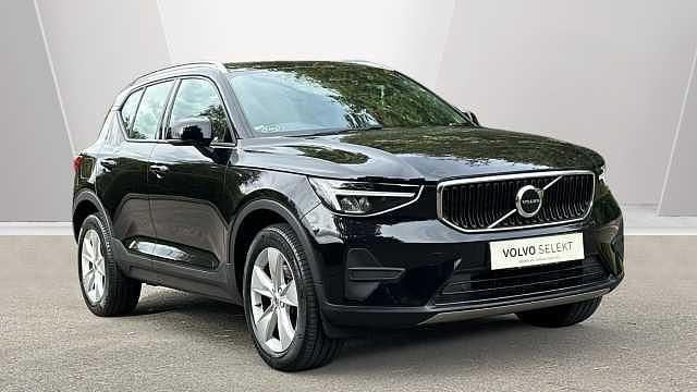 Used 2023 Volvo XC40 Core SUV | £23,750 (Good price) - Image 1/3