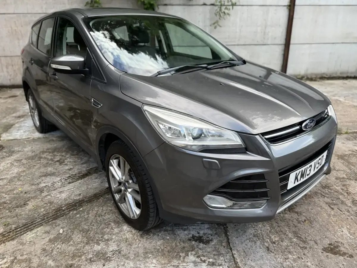 Käytetty Ford Kuga Titanium X 163 HP (119 kW) 2013 Harmaa Katumaasturi