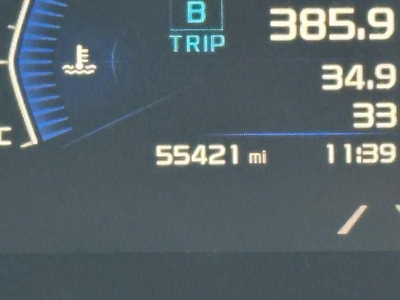 Used Isuzu Pick up 164 HP (120 kW) 2021 White Pickup