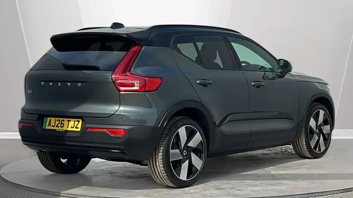 New Volvo EX40 Plus 295 kW (402 HP) 2026 SUV