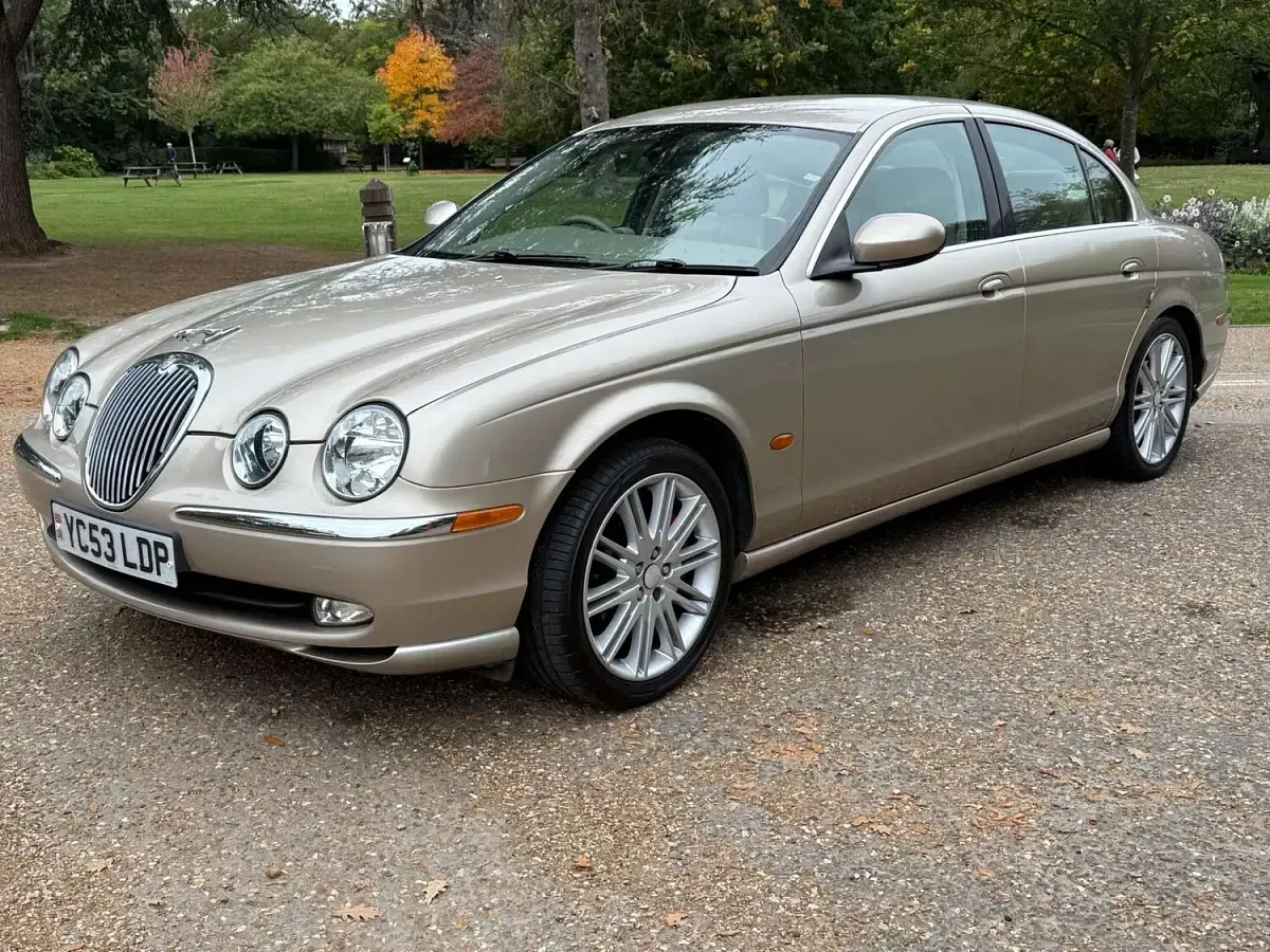 Used Jaguar S-Type SE 200 HP (147 kW) 2003 Beige Sedan