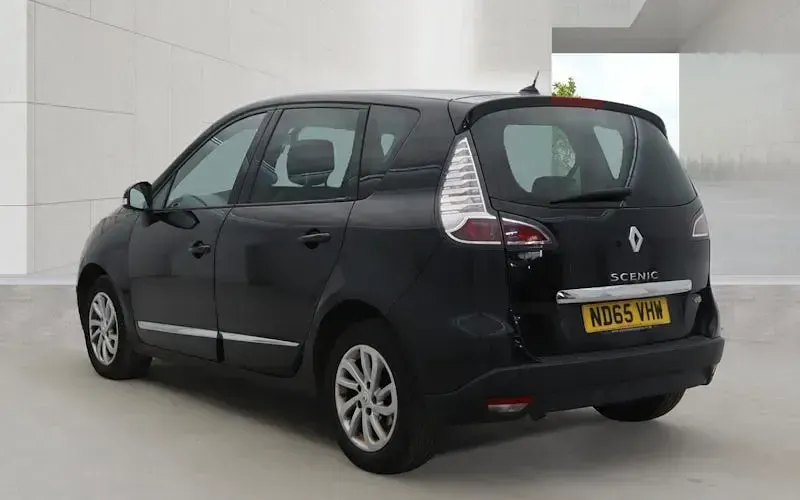 Used Renault Scénic III Dynamique 110 HP (80 kW) 2016 Estate