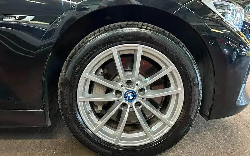 Used BMW 330e Comfort Edition 292 HP (214 kW) 2021 Black Sedan