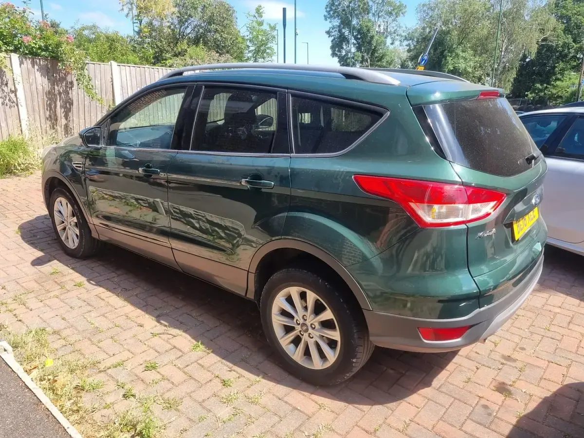 Used Ford Kuga Titanium 150 HP (110 kW) 2016 Green SUV