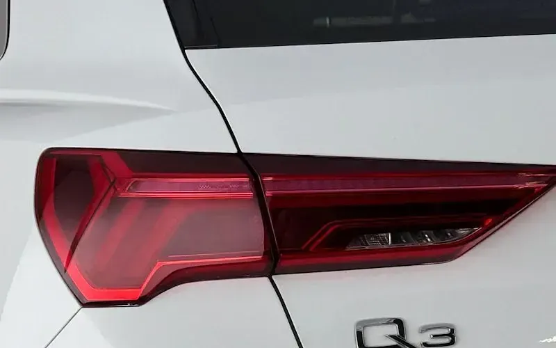 Used Audi Q3 S-Line 150 HP (110 kW) 2019 White SUV