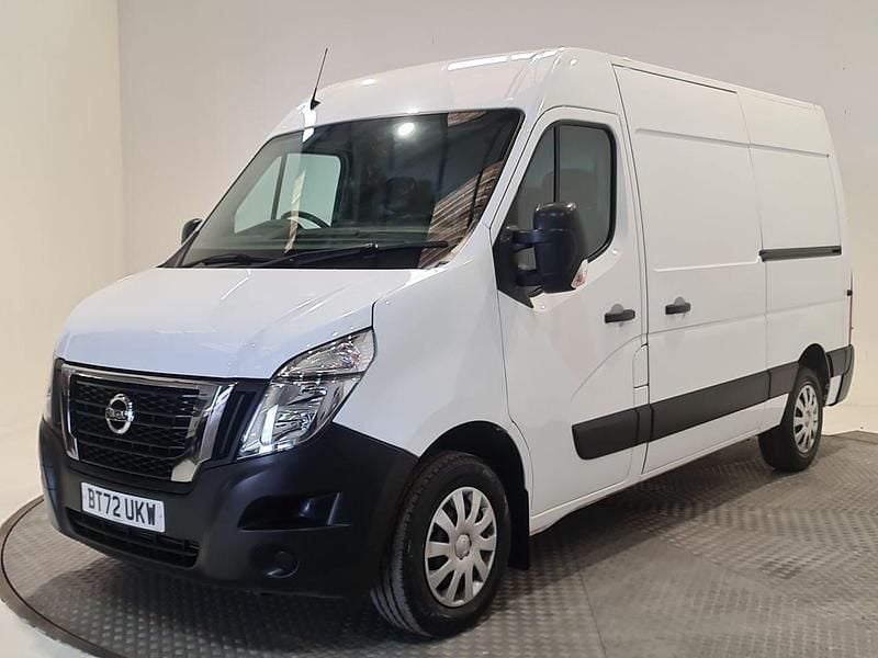 Used Nissan Interstar Acenta 136 HP (100 kW) 2023 White Van