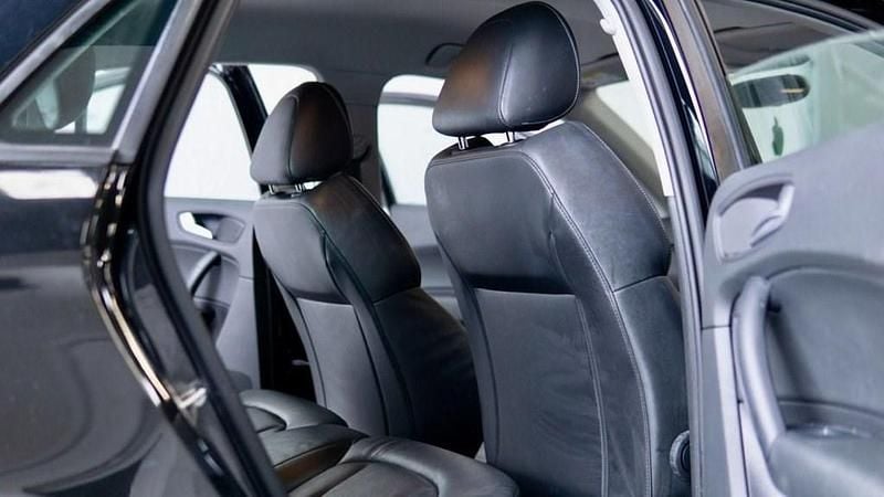 Used Audi A1 Sportback Comfort 116 HP (85 kW) 2016 Black Hatchback