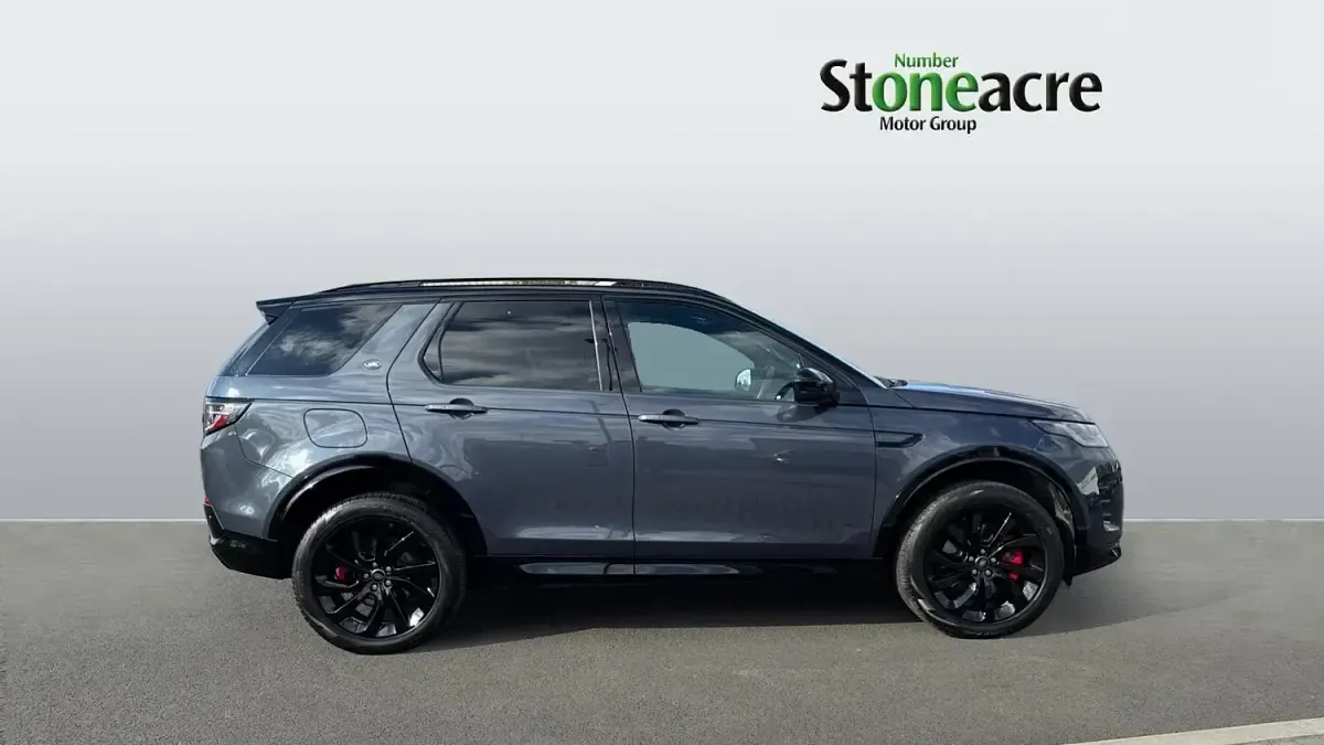 Używany Land Rover Discovery Sport SE Dynamic 2023 Niebieski SUV