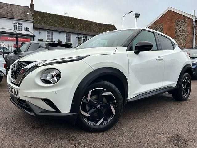 Used Nissan Juke N-Connecta 114 HP (83 kW) 2022 White SUV