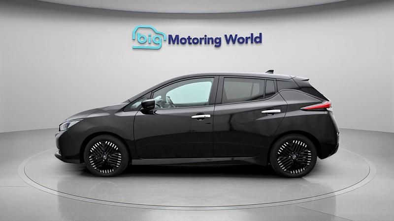 Used Nissan Leaf N-Connecta 108 kW (148 HP) 2024 Hatchback