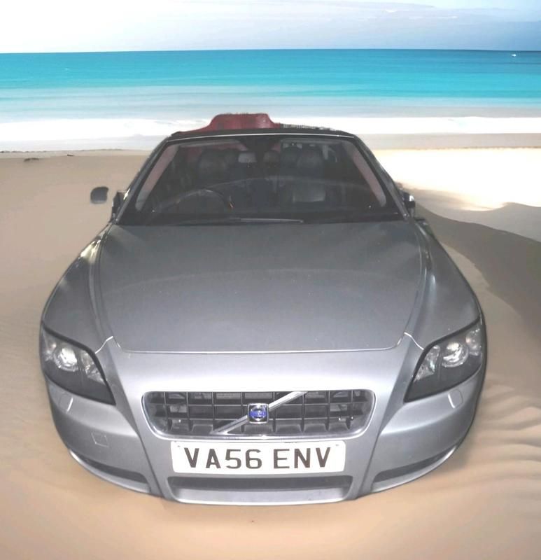 Usado Volvo C70 SE 2007 Plateado Descapotable
