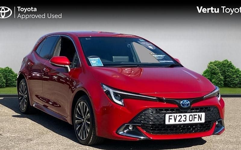 Used Toyota Corolla Design 196 HP (144 kW) 2025 Hatchback