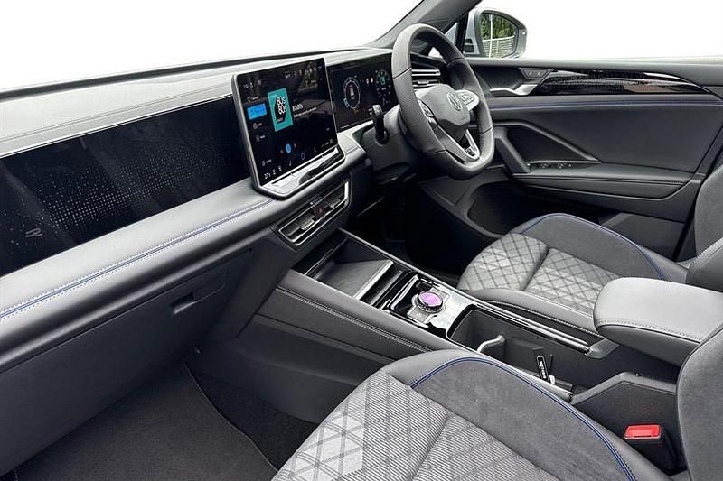 Used VW Tiguan R-line 150 HP (110 kW) 2025 Oyster silver SUV